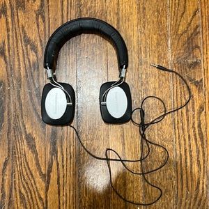 Bowers & Wilkins Wired Headphones